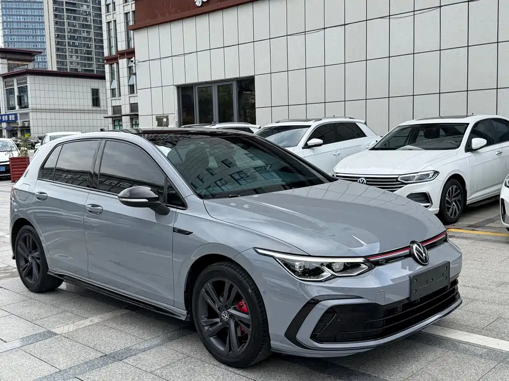 Volkswagen Golf 2023