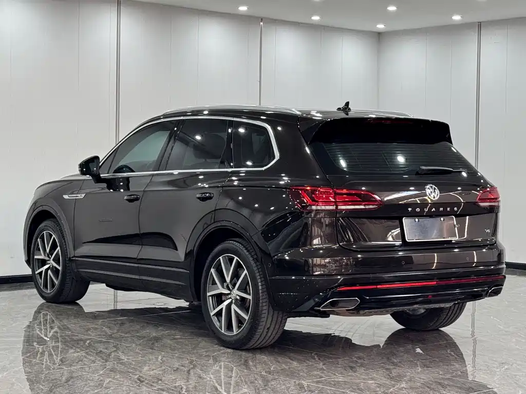 Volkswagen Touareg 2019 — фото 6