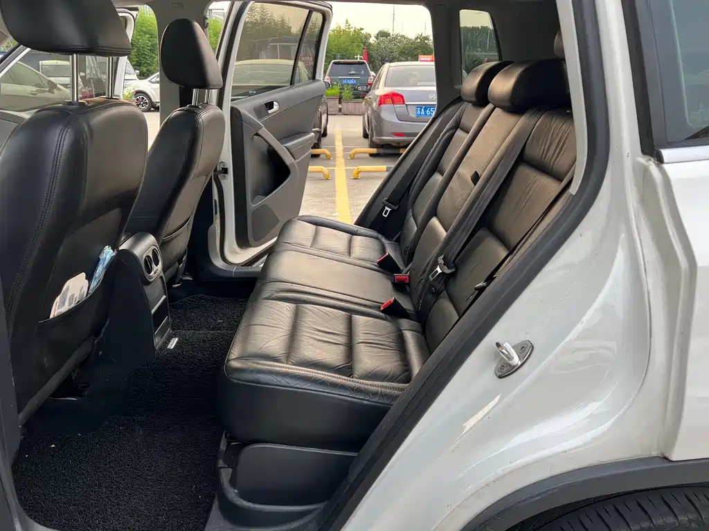 Volkswagen Tiguan 2012