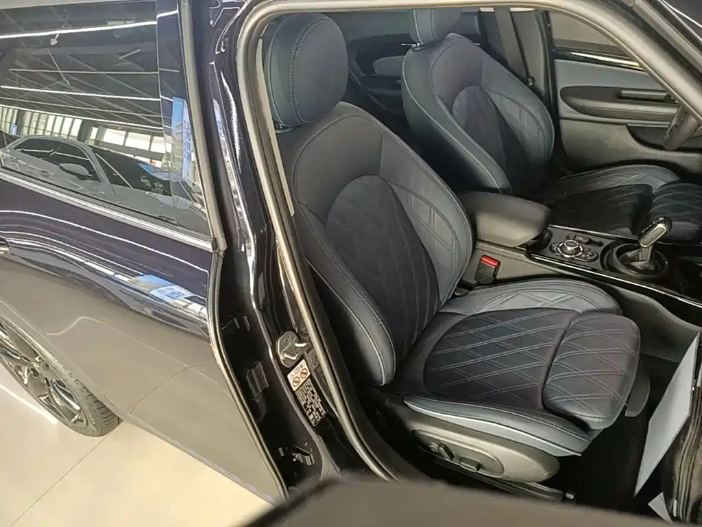 MINI Clubman 2022 — фото 25