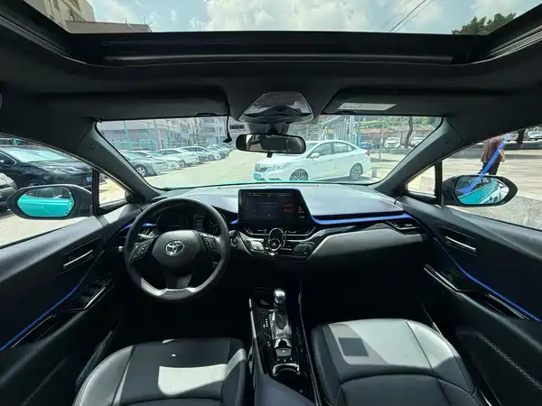 Toyota C-HR 2021