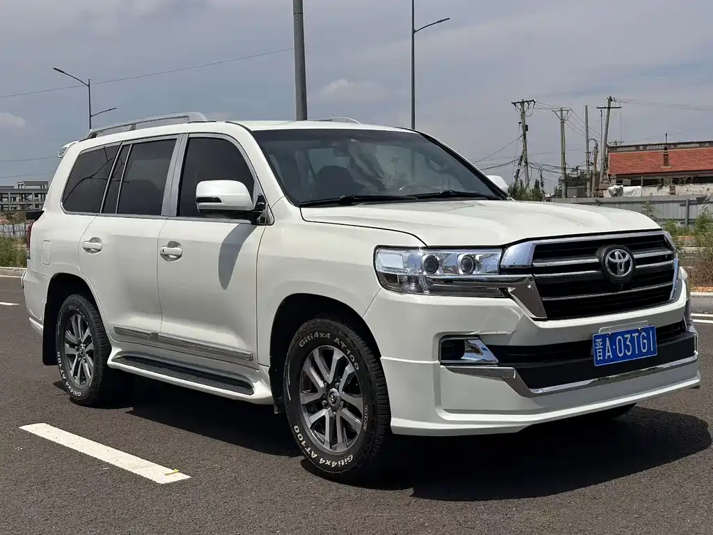 Toyota Land Cruiser 2016