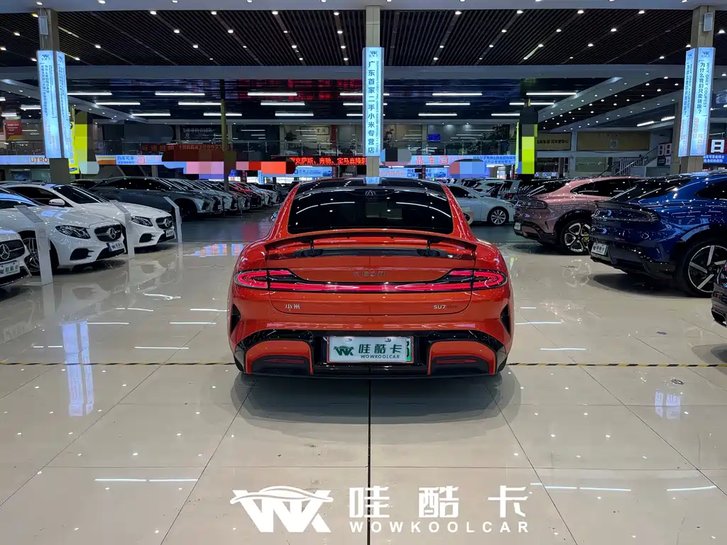 Xiaomi SU7 2025