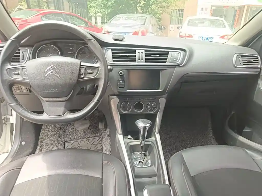 Citroen C3-XR 2015 — фото 13
