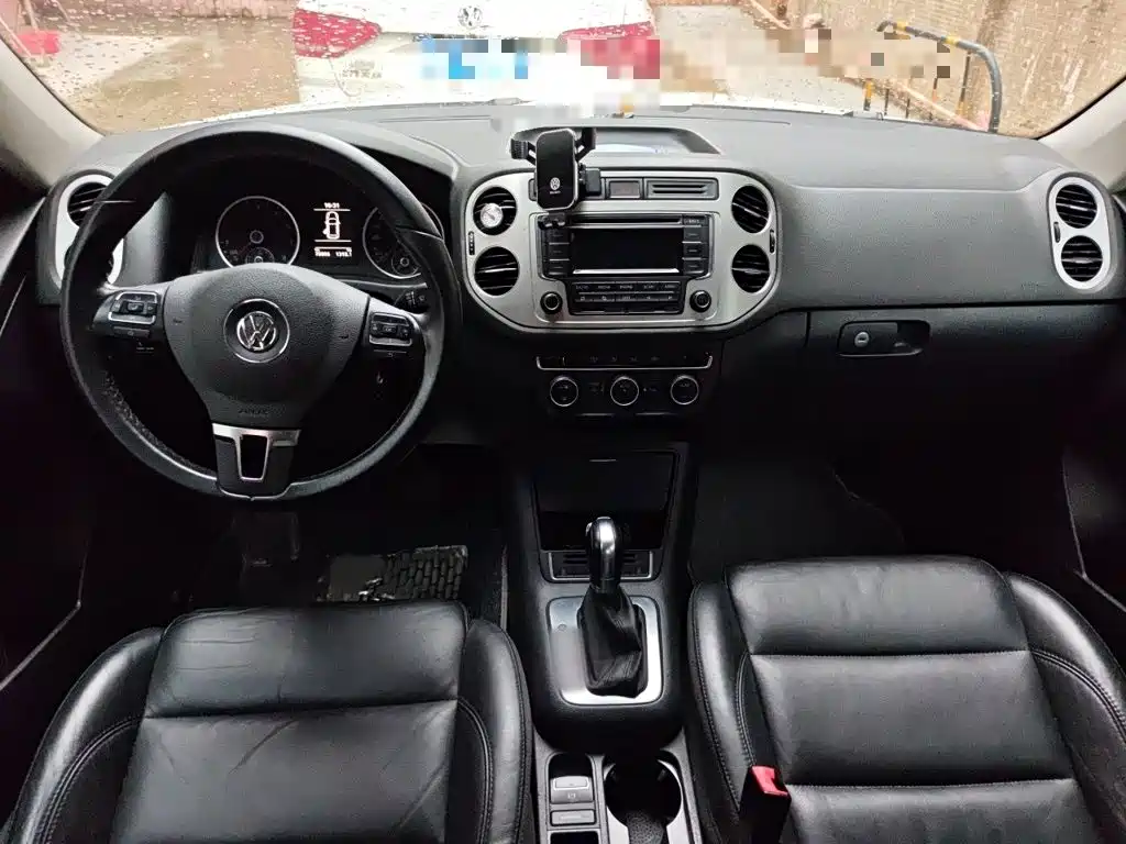 Volkswagen Tiguan 2015 — фото 13