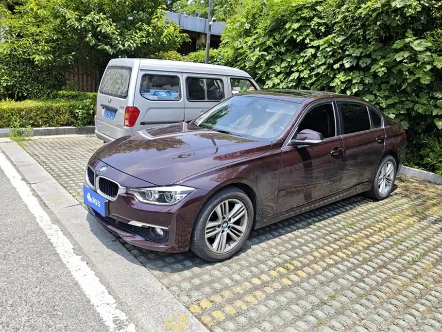 BMW 3 Series 2016 — фото 1