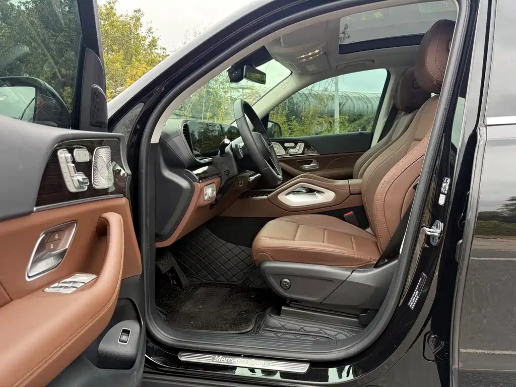 Mercedes-Benz GLE 2025