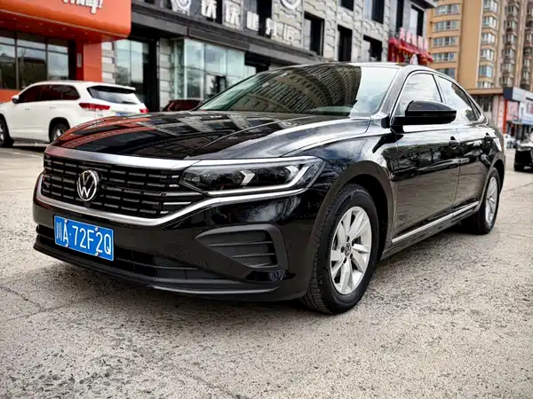 Volkswagen Passat 2022