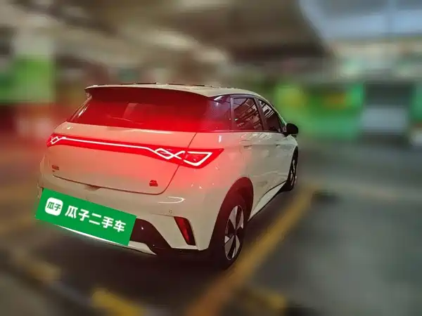BYD Dolphin 2023