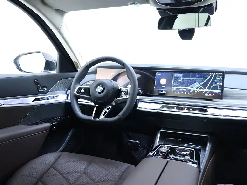 BMW 7 Series 2025 — фото 14