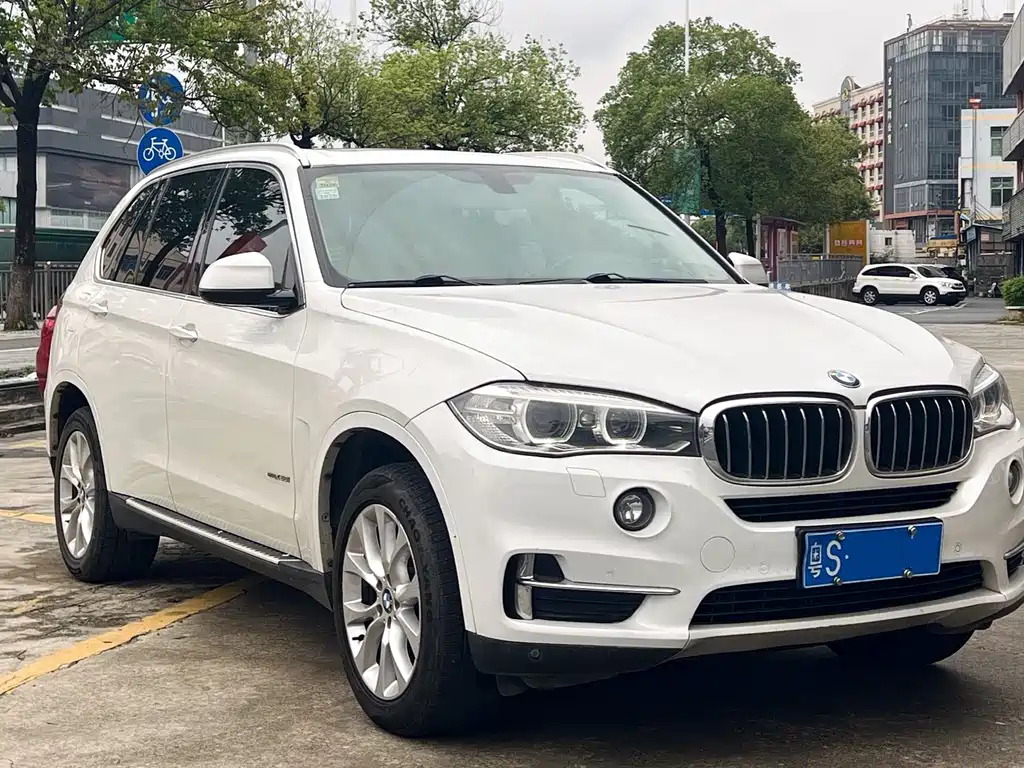 BMW X5 2018 — фото 3