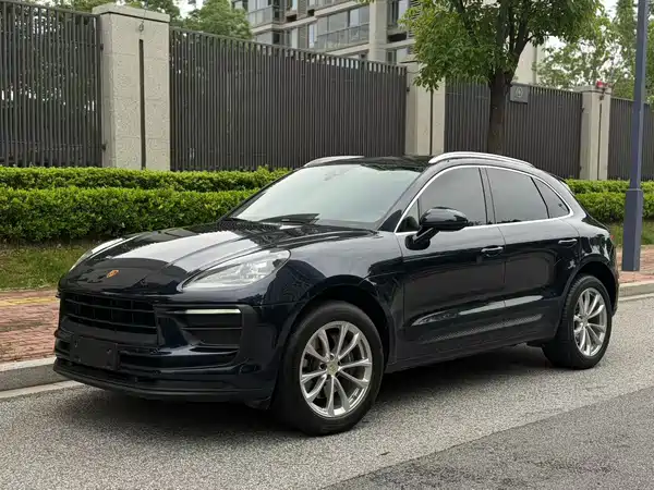 Porsche Macan 2022