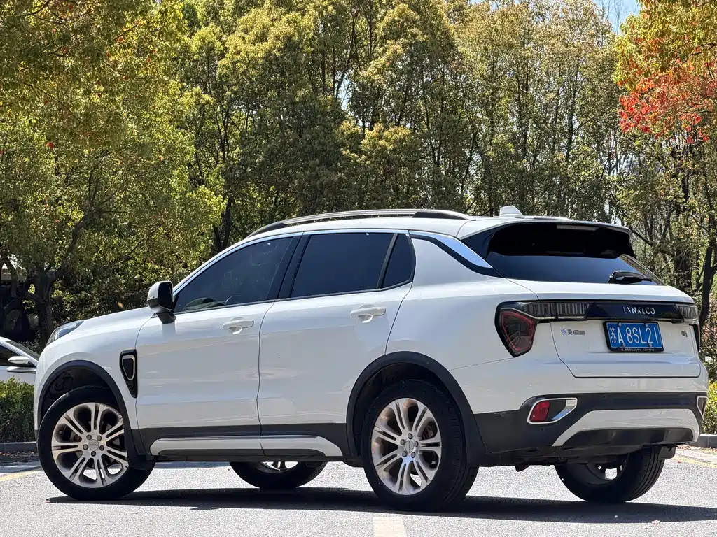 Lynk & Co 01 2018