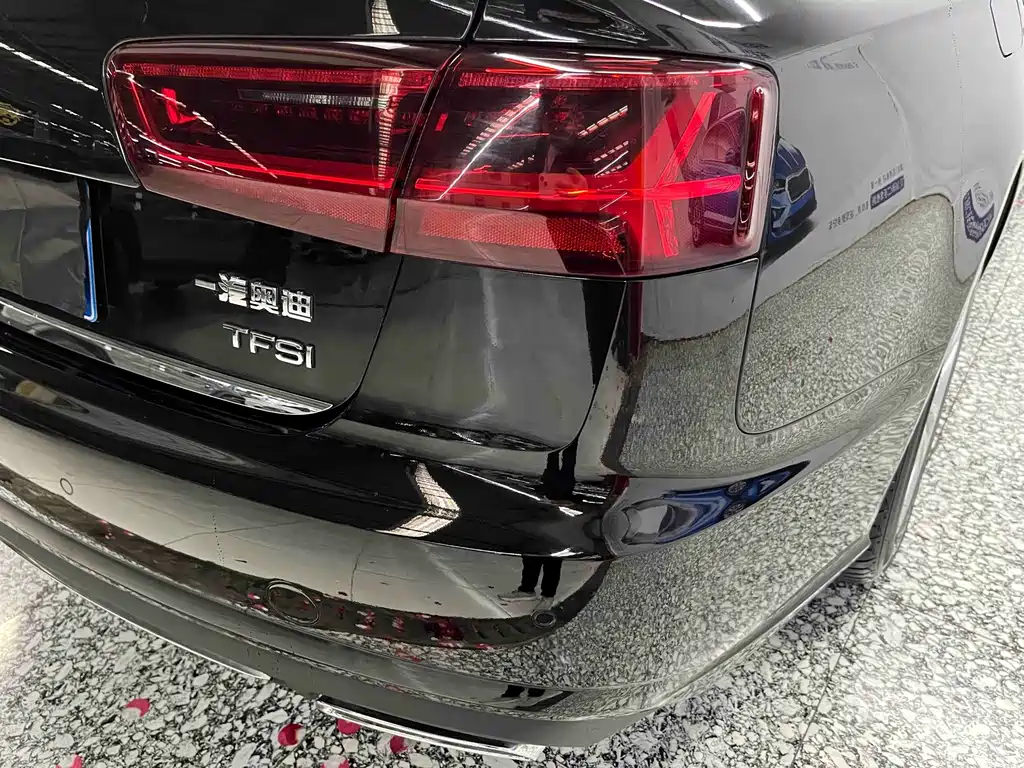 Audi A6L 2016 — фото 18