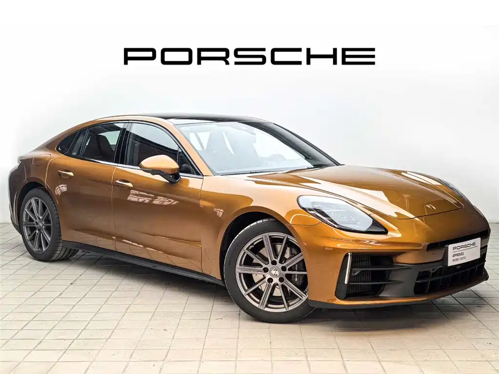 Porsche Panamera 2025