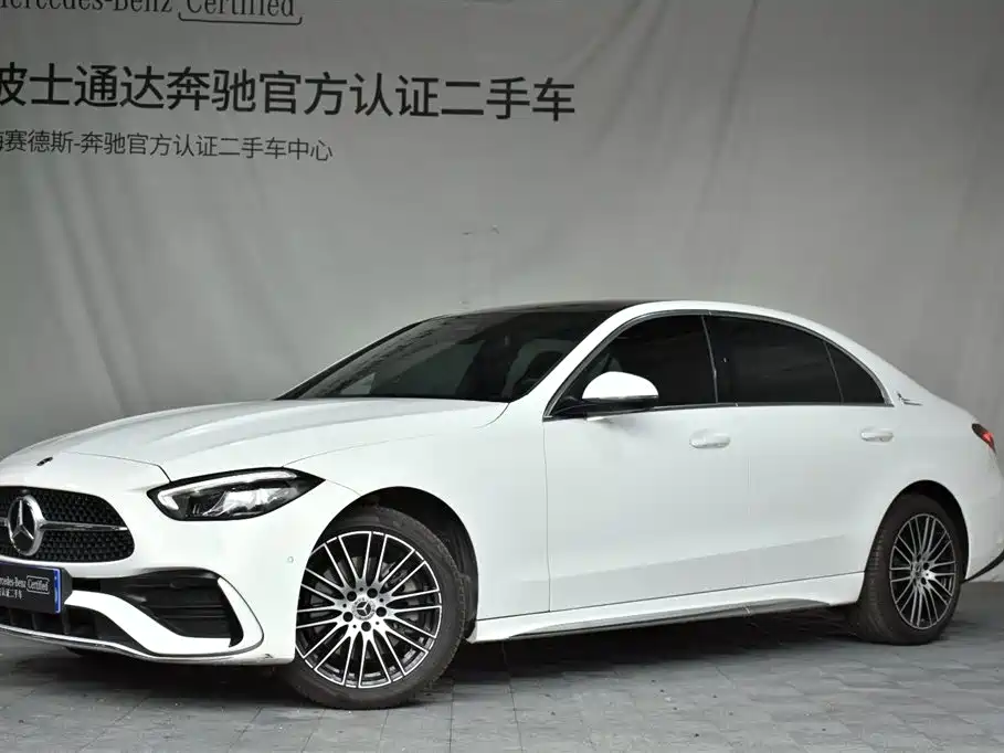 Mercedes-Benz C-Class 2024 — фото 1