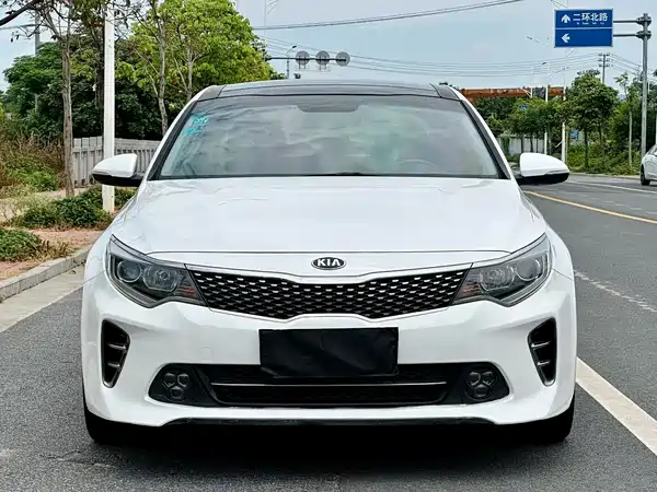 Kia K5 2016