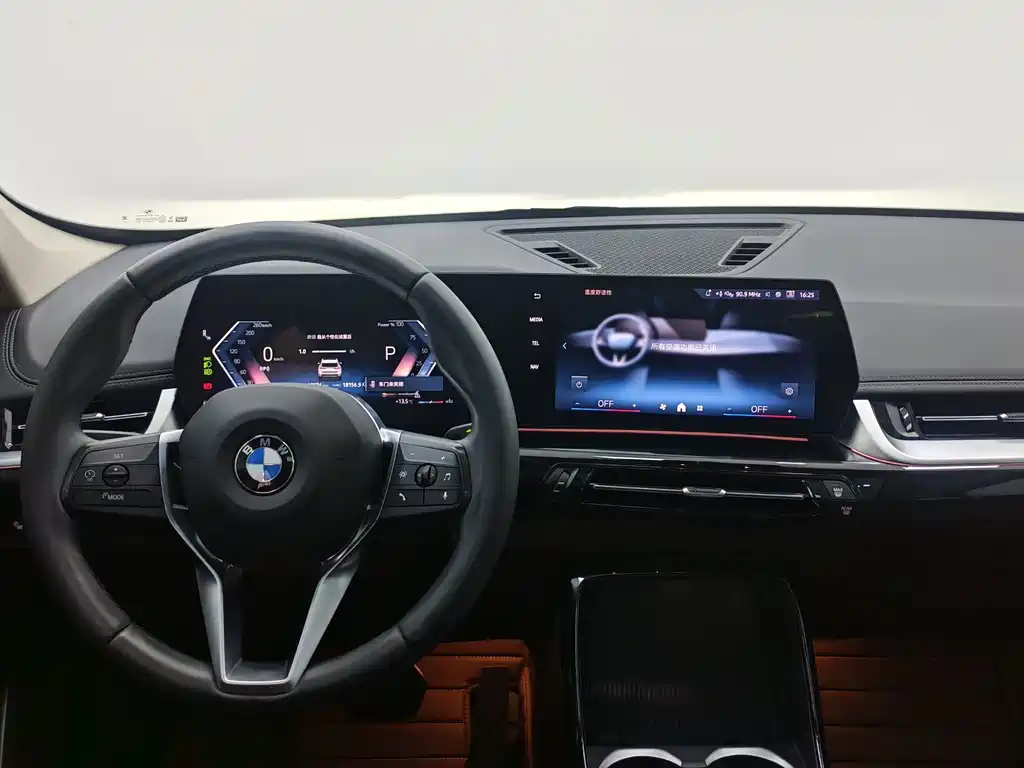BMW X1 2025 — фото 11