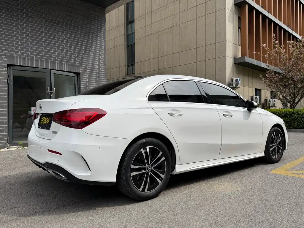Mercedes-Benz A-Class 2023 — фото 20