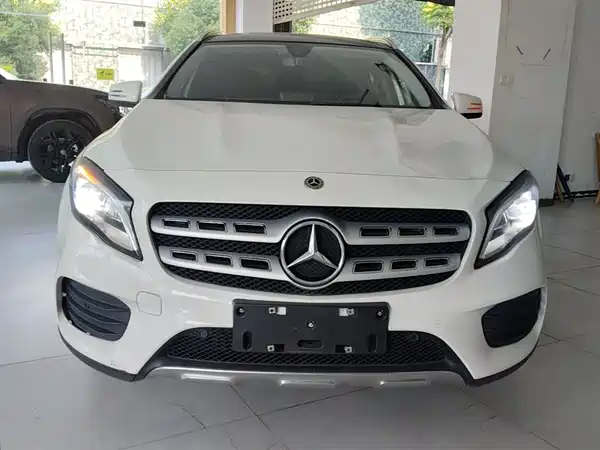 Mercedes-Benz GLA 2019