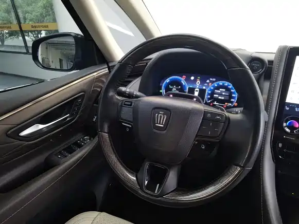Toyota Vellfire 2023