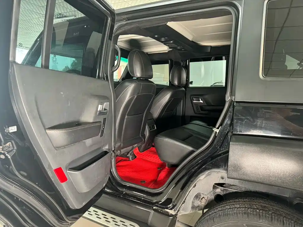 BAIC BJ40 2018 — фото 15