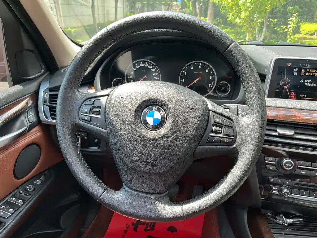 BMW X5 2018 — фото 10