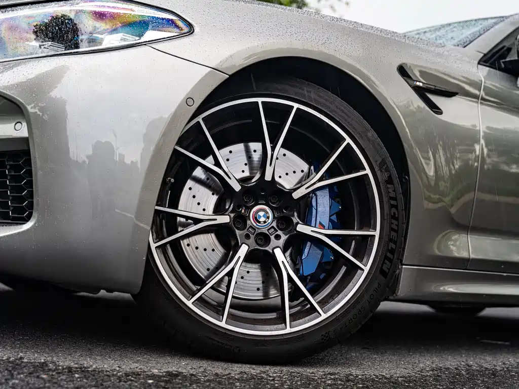 BMW M5 2020