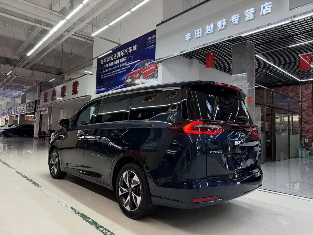 GAC Trumpchi M6 2022 — фото 5