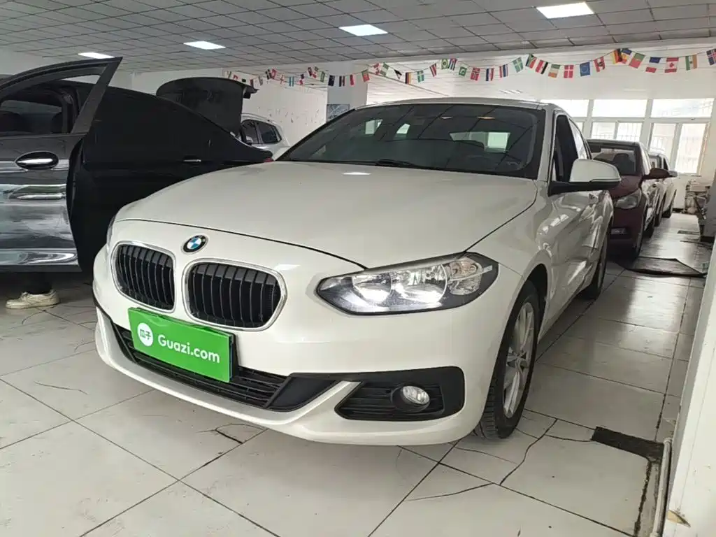 BMW 1 Series 2019