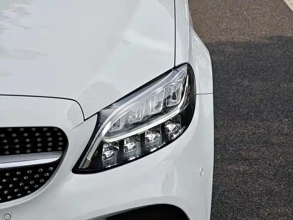 Mercedes-Benz C-Class 2019