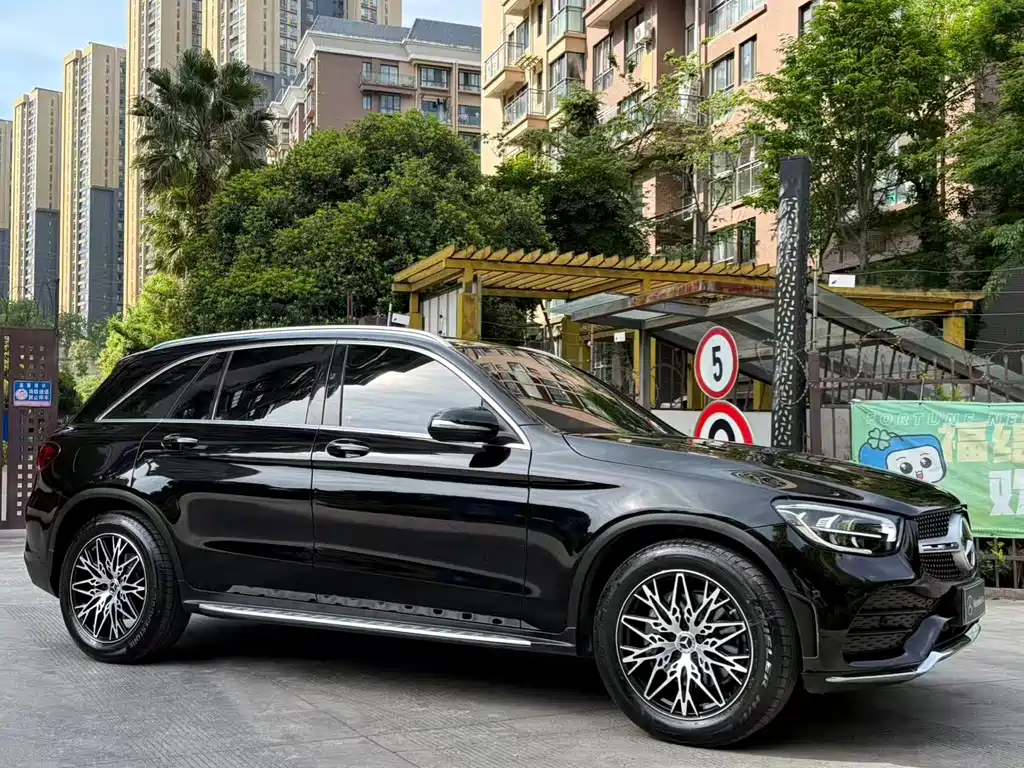 Mercedes-Benz GLC 2020 — фото 29