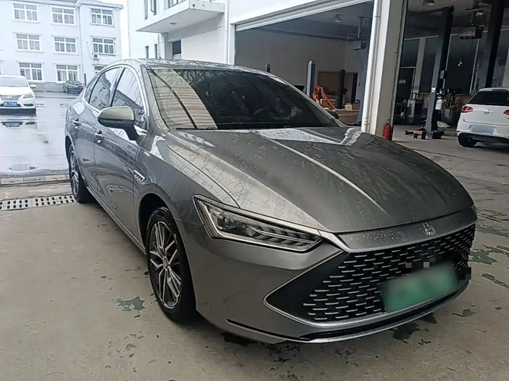BYD Qin PLUS 2022 — фото 4