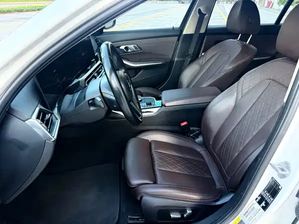 BMW i3 2022