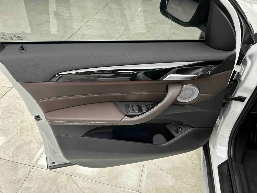 BMW X1 2022 — фото 11