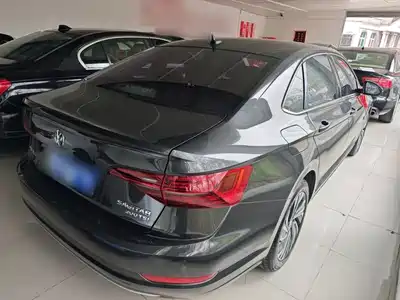 Volkswagen Sagitar 2021
