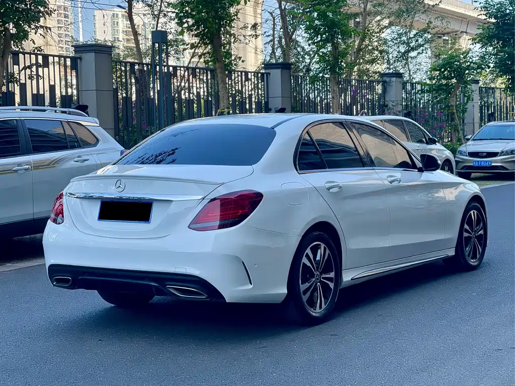 Mercedes-Benz C-Class 2019 — фото 9