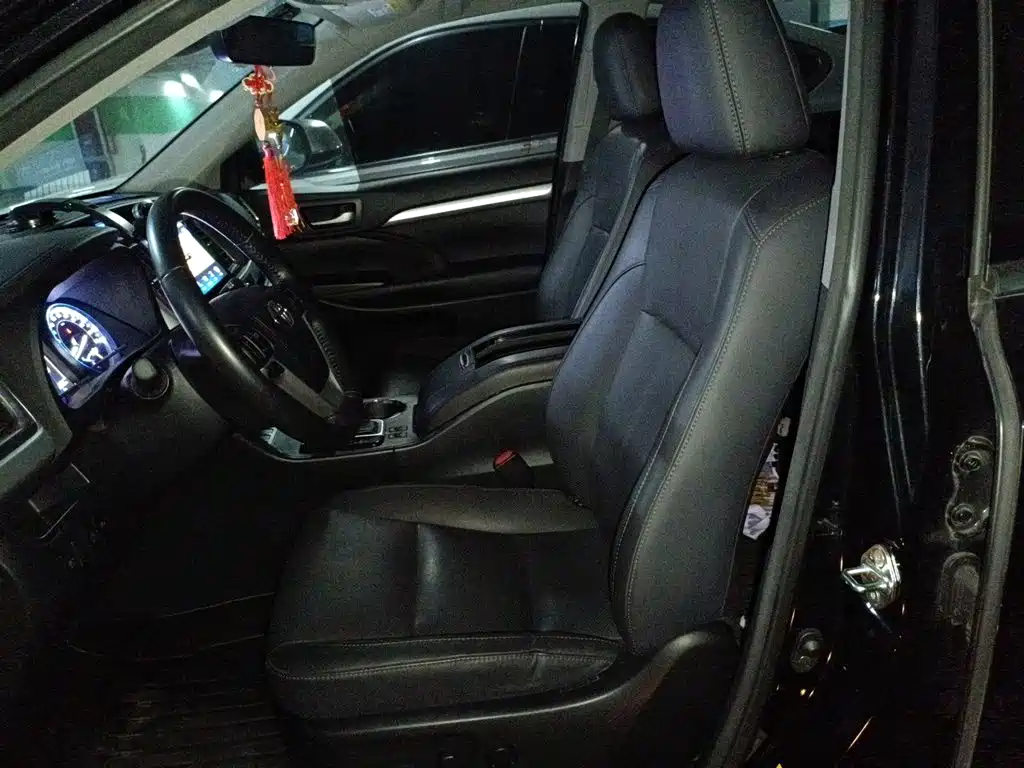 Toyota Highlander 2019 — фото 16