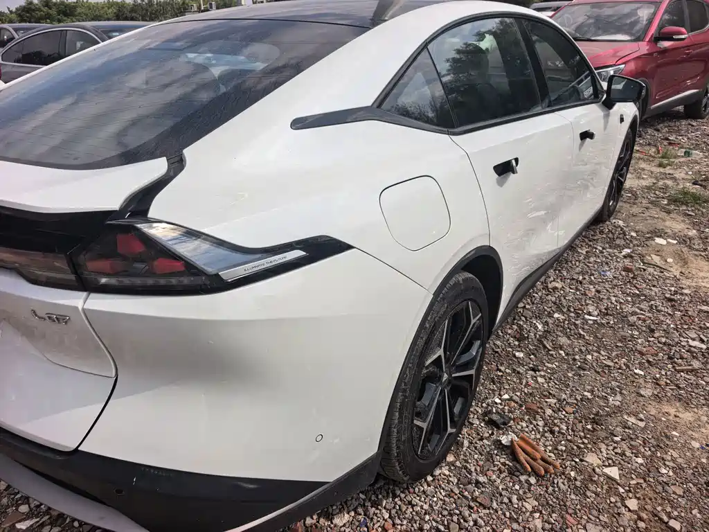 Deepal L07 2024 — фото 9
