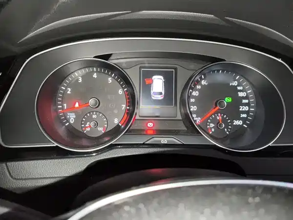 Volkswagen Viloran 2017
