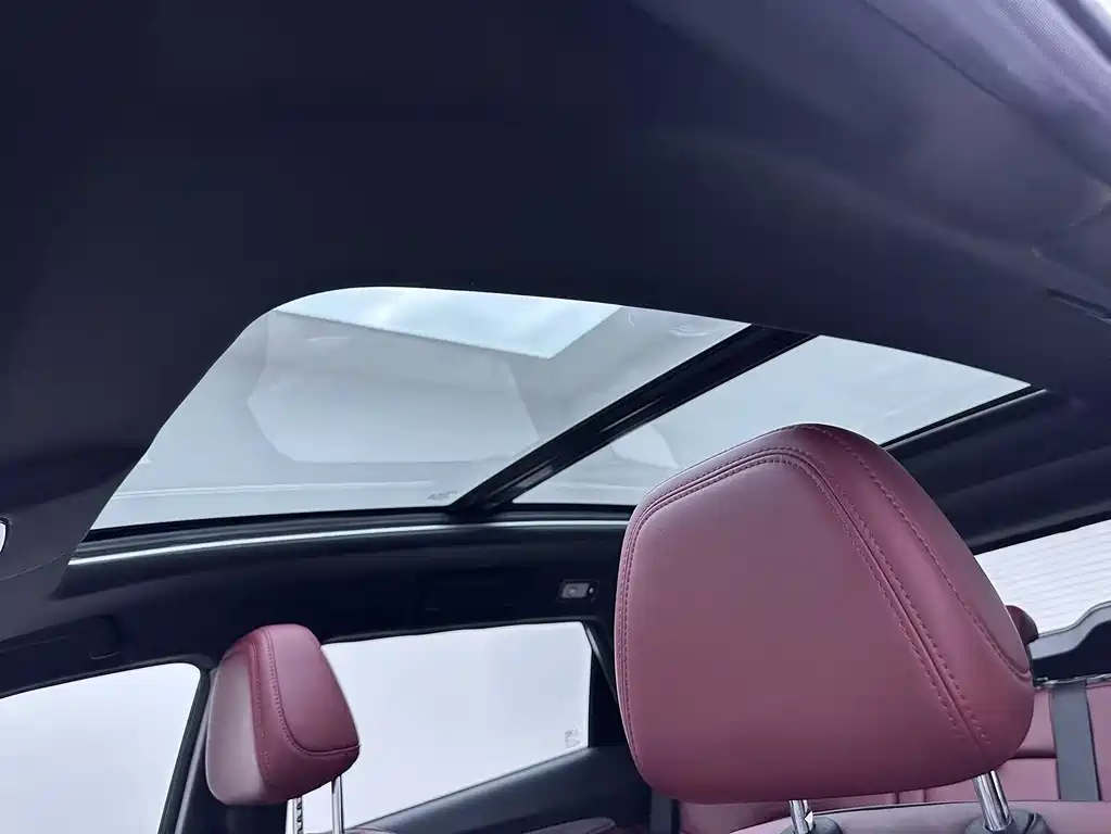 Jetour Jietu X70 PLUS 2023 — фото 9