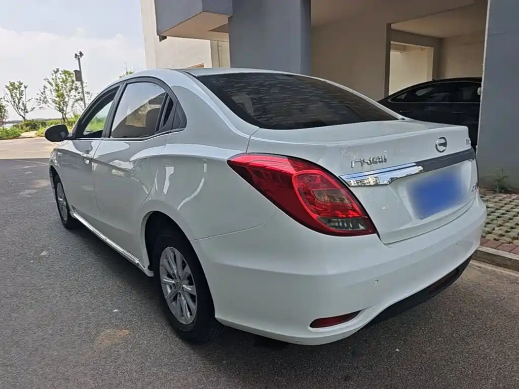 GAC Motor Trumpchi GA3S 2016 — фото 5