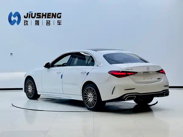 Mercedes-Benz C-Class 2025