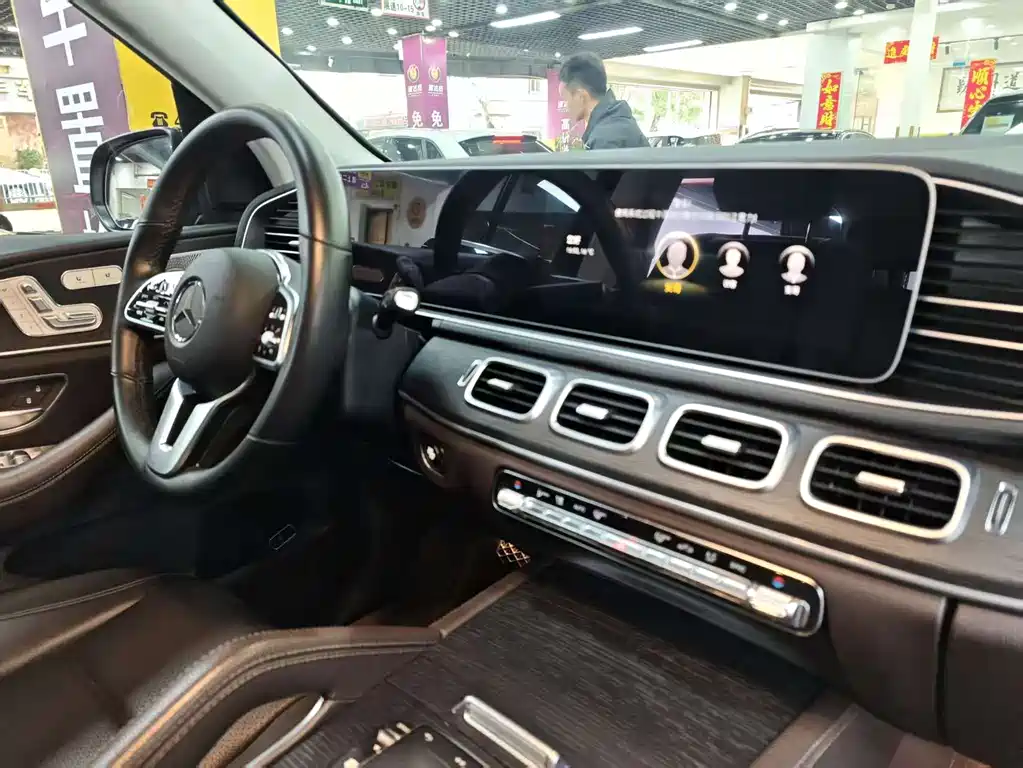 Mercedes-Benz GLE 2023 — фото 10