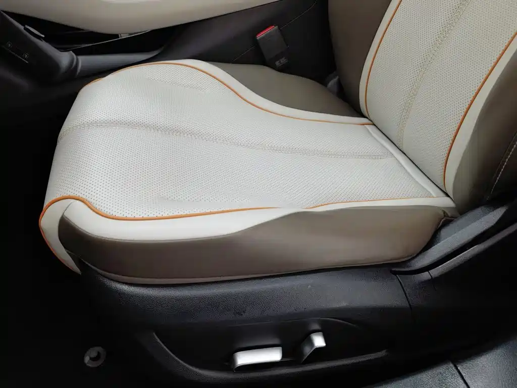 BYD Qin PLUS 2023 — фото 20