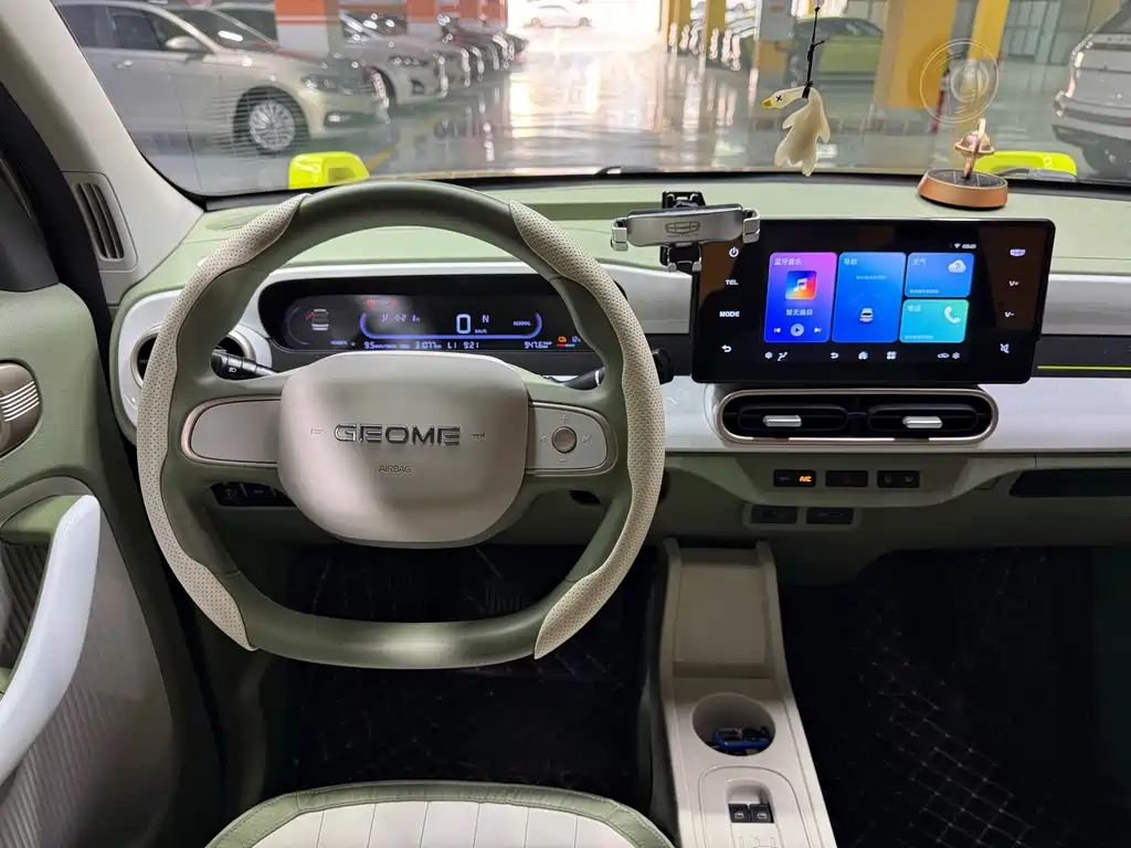Geely Galaxy Panda 2024 — фото 14
