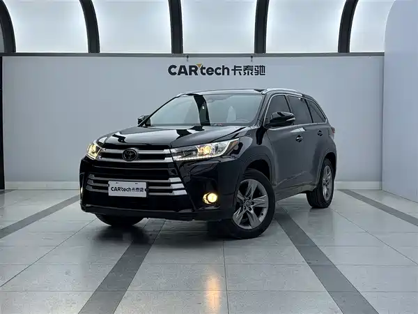 Toyota Highlander 2020
