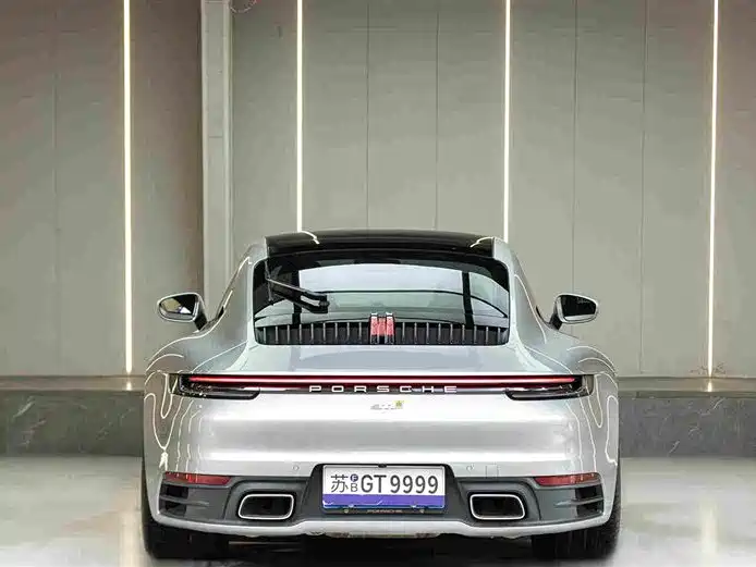 Porsche 911 2021 — фото 3