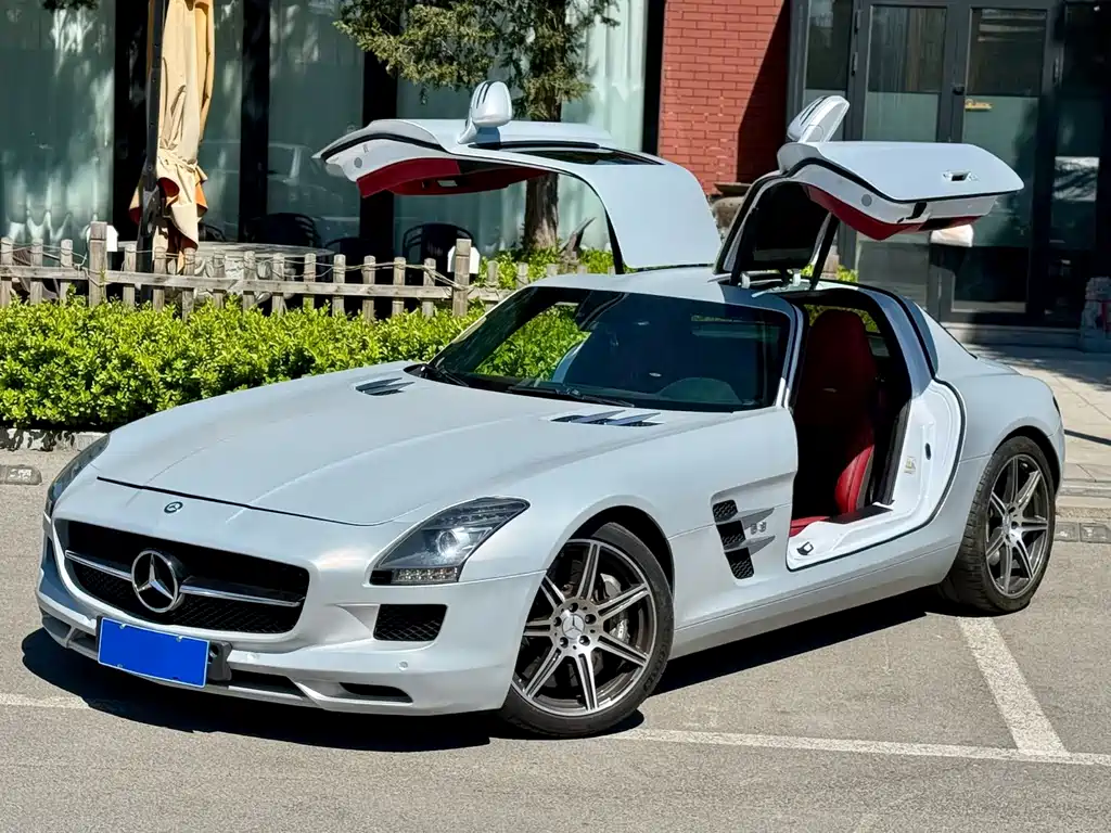 Mercedes-Benz SLS AMG 2012 — фото 3