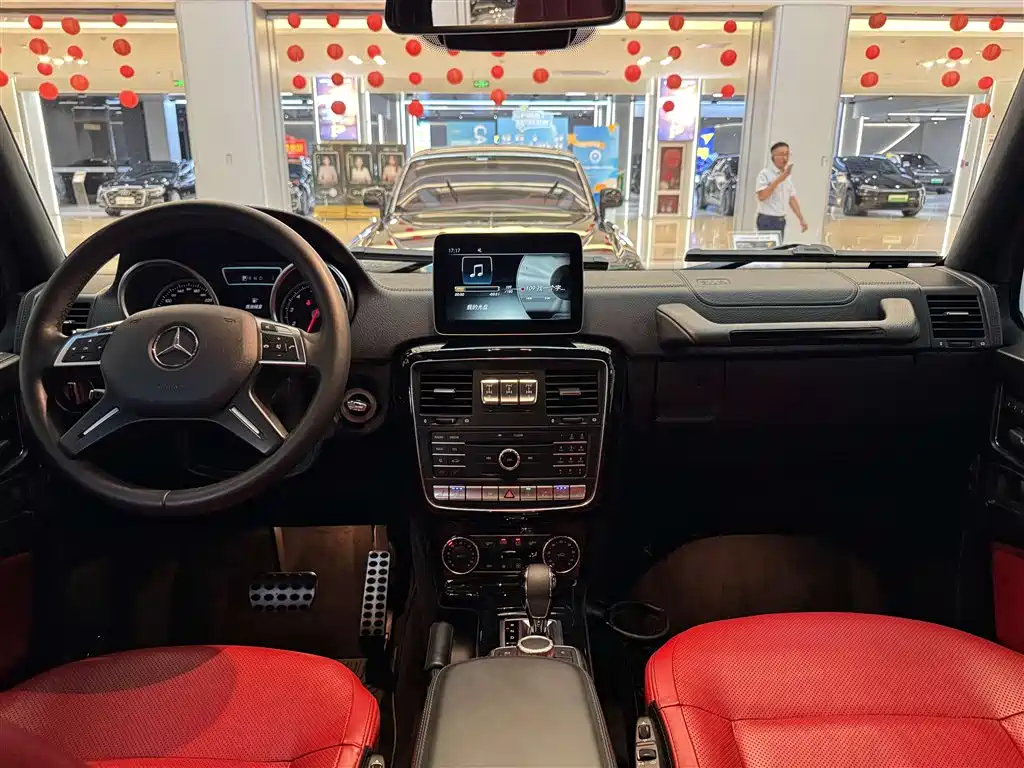 Mercedes-Benz G-Class 2018 — фото 21